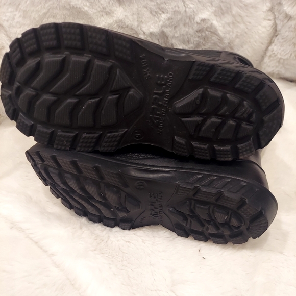 Red apple unisex rain boots size 9.5 - Picture 5 of 5